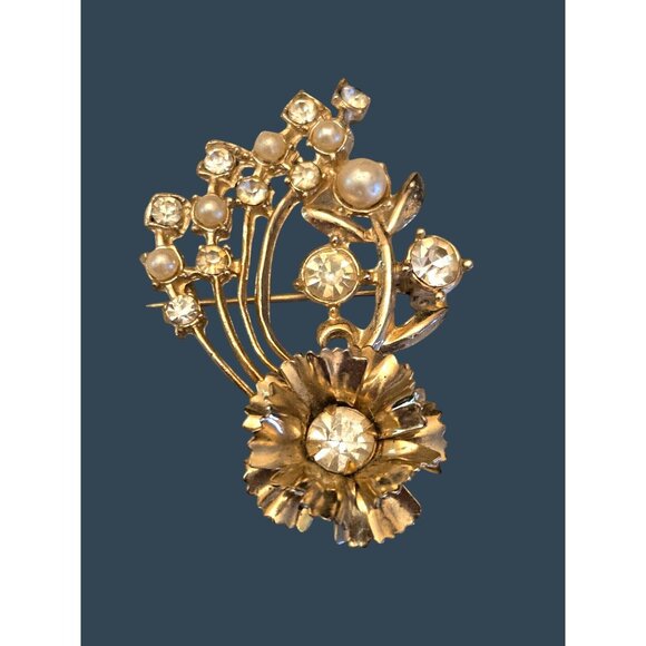 Vintage Gold Tone Floral Brooch Rhinestones and Faux Pearls Bouquet PIn - Picture 1 of 1